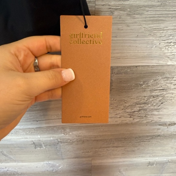 Girlfriend Collective Black Racerback Sports Bra - Picture 3 of 7